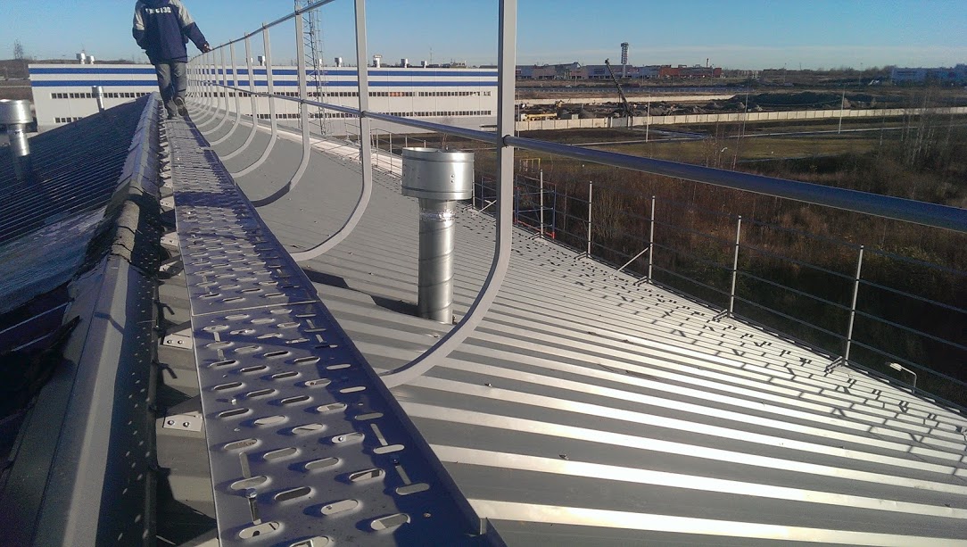 Переходной кровельный мостик FISHER