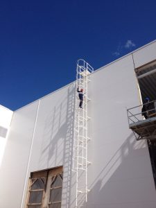 Пожарная лестница П1-2 ПК СтройСистема